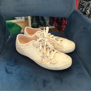 Elegant Lace Women's Sneakers